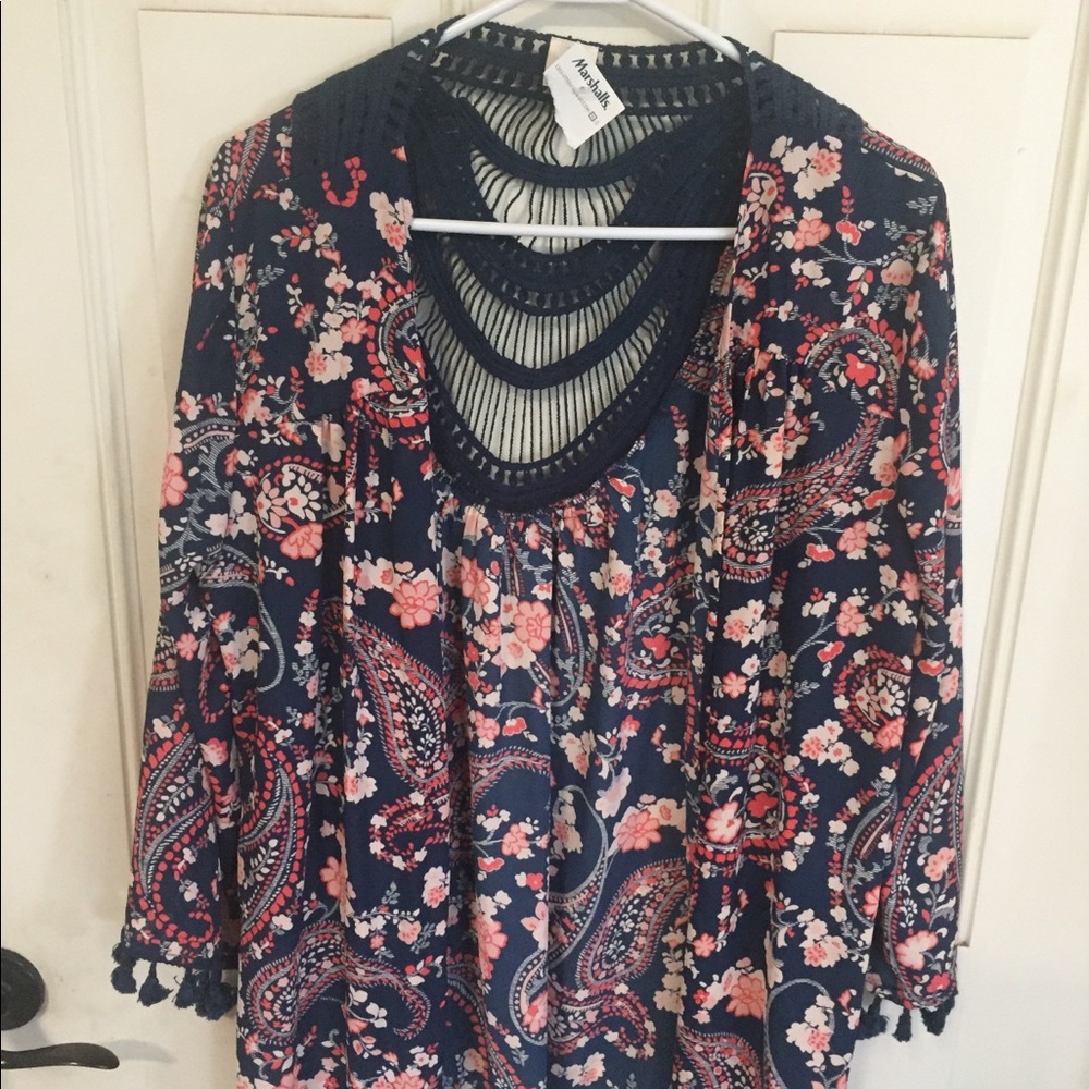 Cover top NWT lovely soft and light